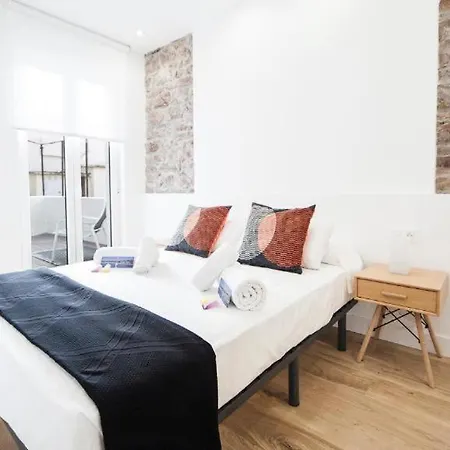 Luxury Boutiques I - Sshousing